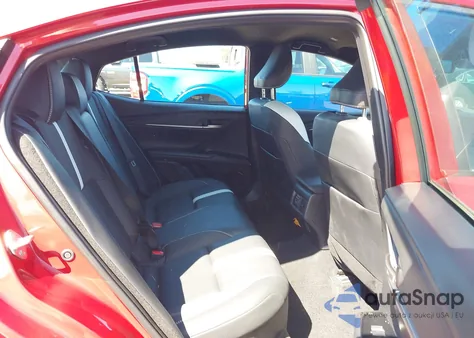 2025 Toyota Camry Se z USA, uszkodzony, nr VIN 4T1DAACK6SU164426